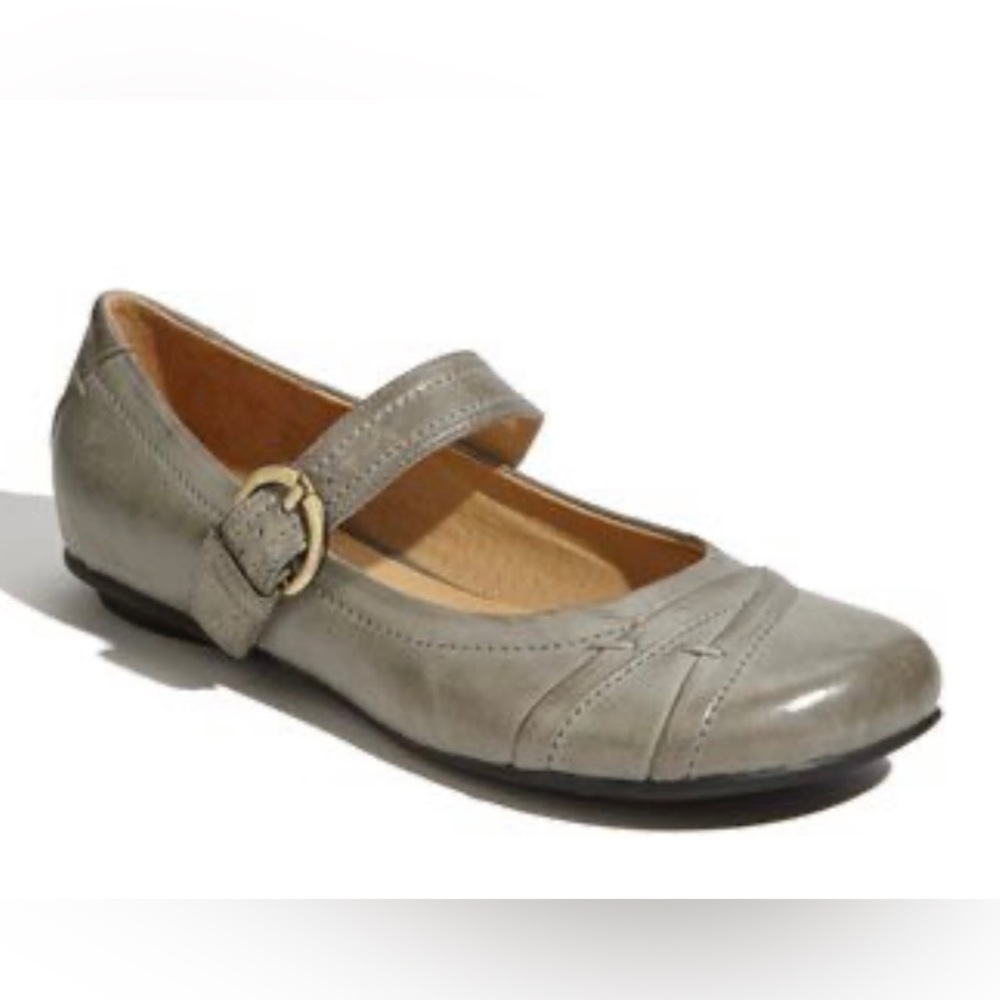 Miz Mooz Dorian Mary Jane Flats Size 7.5
